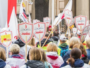 Oświatowa Solidarność zaostrzy protest