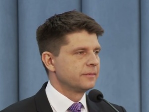 Petru opowiadał red. Węglarczykowi jak jego kolega z USA jadł pączka...