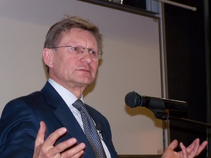 Janusz Szewczak: Czy Leszek Balcerowicz i jego ferajna oddadzą Polakom 40 mld zł?