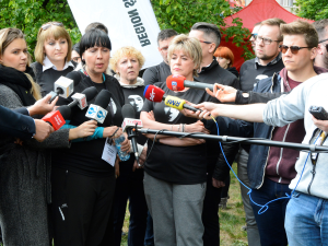 Pracownicy sądów i prokuratury zaprosili do rozmowy stronę rządową. Dziś panel rozmów