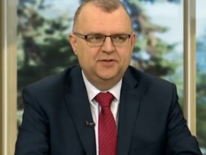 Kazimierz Ujazdowski odszedł z PiS. "Mandatu europosła nie złoży bo ma misję do spełnienia"