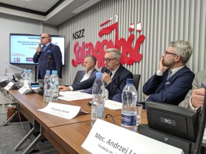 [Na żywo] Konferencja "Rewolucja cyfrowa zagrożeniem dla pracowników sektora usług"