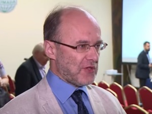 Prof. Żerko: "Ta smarkula robi wszystko, by sprowokować stronę polską"