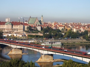 Za picie piwa nad Wisłą nie dostaniesz już mandatu - tak zadecydował Sąd Najwyższy