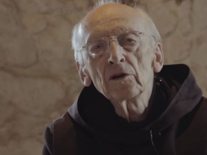 O. Leon Knabit kończy dziś 90 lat. Powstała specjalna strona, na której można składać życzenia
