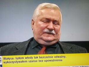 Lech Wałęsa w zaparte: Mój podpis mogli zrobić lepiej niż ja sam