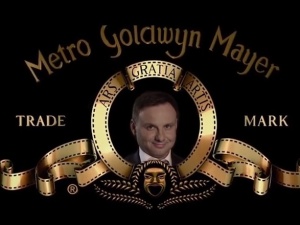 [video] Żarty się skończyły! Prezydent Duda jako James Bond. Jest nowy hit internetu