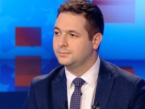 Patryk Jaki nie straci immunitetu za "agencję towarzyską w mieszkaniu posła Kropiwnickiego"