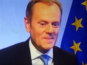 Ile wart jest immunitet, którym straszy Donald Tusk? Niewiele. Dziurawa tarcza byłego premiera