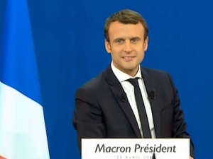 Wybory prezydenckie we Francji ze znaczną przewagą wygrywa Emmanuel Macron