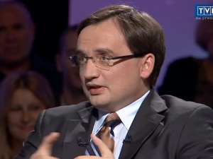 Ziobro: straty związane z mafią reprywatyzacyjną to kilka miliardów zł