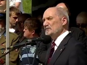 [video] Antoni Macierewicz przemawia na zaprzysiężeniu żołnierzy WOT