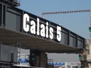 Kierowca polskiej ciężarówki zginął w Calais. Tragedię spowodowali imigranci