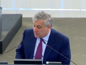 Antonio Tajani ostrzega, że jeśli UE nie pomoże Afryce, kryzys migracyjny stanie się nie do wytrzymania