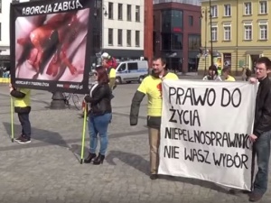 Obrońca życia zaatakowany przez zwolenników aborcji, musiał przejść operację