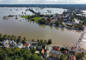 Internauta aresztowany za krytykę TVP i rządu? Suwerenna Polska zapowiada działania 