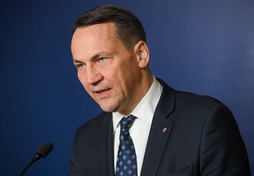 Sikorski: Ja wręcz chwaliłem prezydenta Trumpa