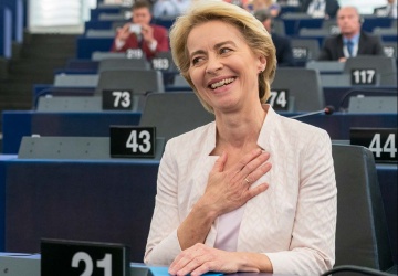 Kolejne podwyżki dla urzędników UE. Von der Leyen z rekordową pensją