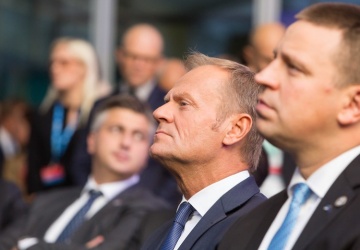 Donald Tusk przeprowadził sondaż. Są wyniki 