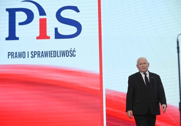 PKW odrzuciła sprawozdanie finansowe PiS. Politycy partii reagują