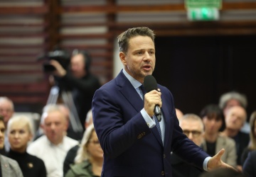 Trzaskowski napisał list do członków partii. Skrytykował karierę na salonach