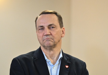 Działacz PiS: Sikorski był dla nas niebezpieczny