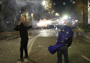 Protesty w Gruzji. MSZ Ukrainy: Wzywamy do uszanowania prawa do pokojowych protestów