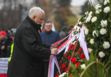 Prezes PiS oskarżony przez prowokatora spod pomnika smoleńskiego