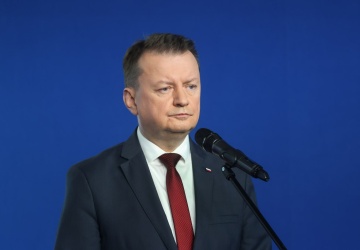 PKW obcięła subwencje dla PiS. Mariusz Błaszczak: Decyzja motywowana politycznie