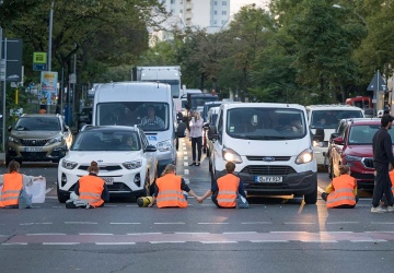 To koniec blokad dróg? Ostatnie Pokolenie zmienia nazwę i cele