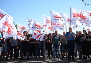 To świadome narażanie Polski na ryzyko powstania «luki mocowej»