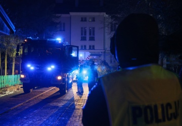 Pożar w ośrodku wychowawczym w Falenicy. Potężna akcja służb