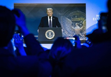 Trump połączył się z Davos i przekazał, że kończy z Zielonym Ładem