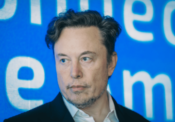 Elon Musk zaczyna wdrażać obietnicę. Chodzi o zwolnienia pracowników federalnych