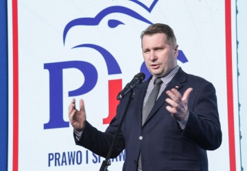 Przemysław Czarnek o rozmowie Trumpa i Putina: Rozpoczął rokowania pokojowe