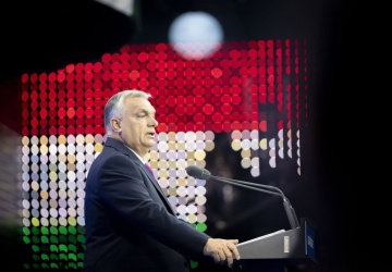 Orban: nie ma takich pieniędzy, za które zgodzimy się na imigrantów i edukację LGBT