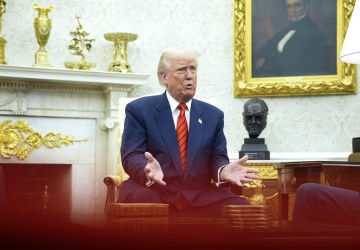 Stała się historią. Incydent podczas briefingu Donalda Trumpa