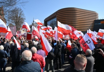 Bąkiewicz reaguje na kłamliwy artykuł Bilda. Żądam sprostowania i przeprosin