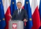 Donald Tusk pominięty przez prezydenta Francji. Komentarze