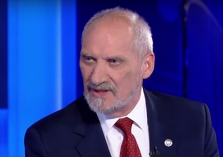  Antoni Macierewicz: Za ekipy PO-PSL, pod pozorem "konsultingu", wyciekły miliony