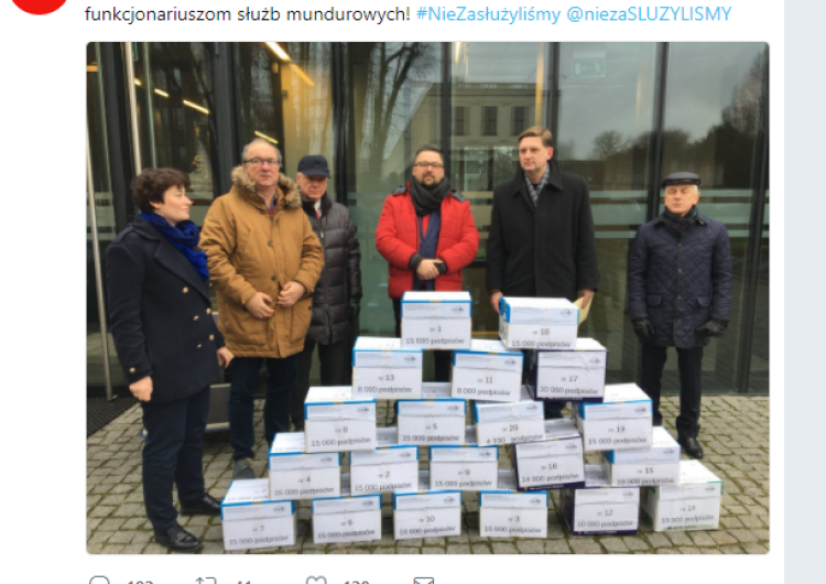  SLD złożył projekt ustawy antydezubekizacyjnej‏. Internet komentuje