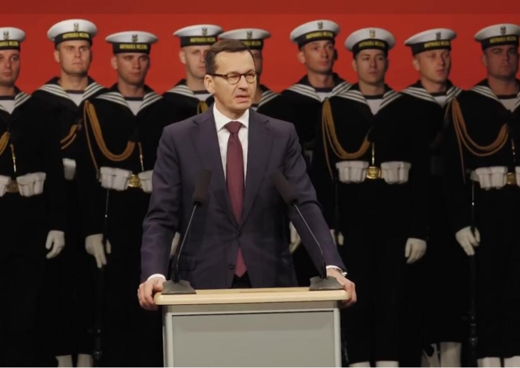  [video] Premier na Westerplatte: Bądźmy 11 listopada razem i pójdźmy razem w jednym Marszu Niepodległości