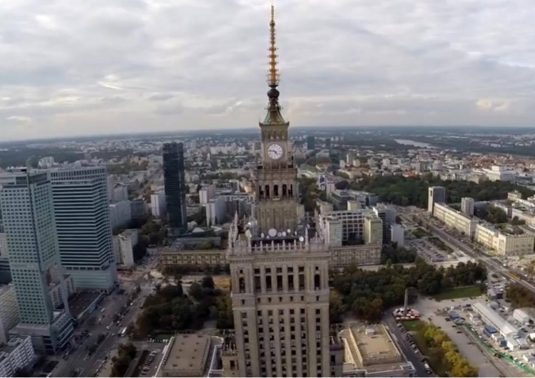  PO traci większość z Radzie Warszawy - troje radnych odchodzi. Internauci komentują