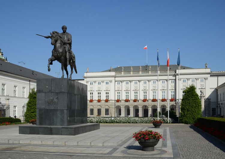  W Kancelarii Prezydenta RP trwa debata o kształcie centr usług społecznych