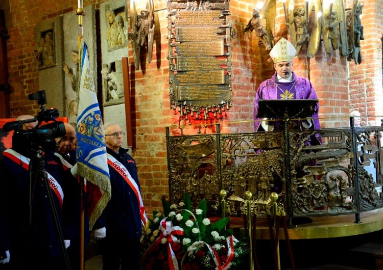  Światło wolności i prawdy z Gdańska. Dzień Pamięci Ofiar Stanu Wojennego za nami