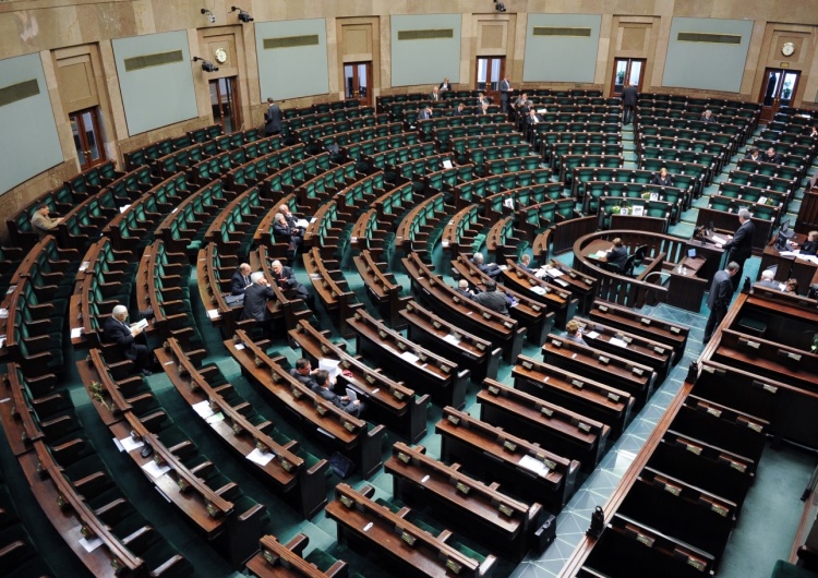 M. Żegliński Płot pod Sejmem zdemontowany. "Zagrożenie jest zmniejszone"