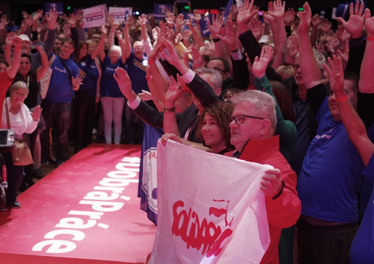  CMKOS domaga się wyższej płacy minimalnej w Czechach. Chwalą NSZZ „Solidarność”