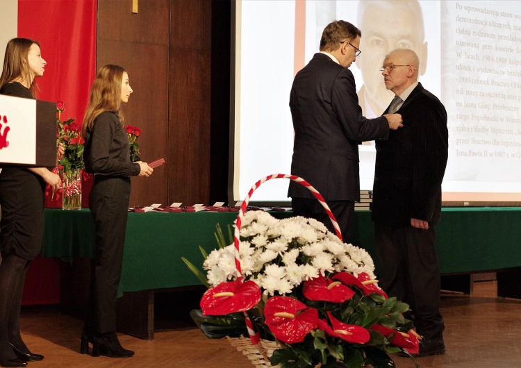  Prezes IPN wręczył Krzyże Wolności i Solidarności