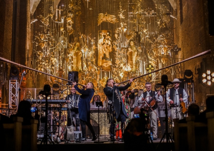  [NASZA FOTORELACJA] Koncert Golec uOrkiestra w kościele św. Brygidy