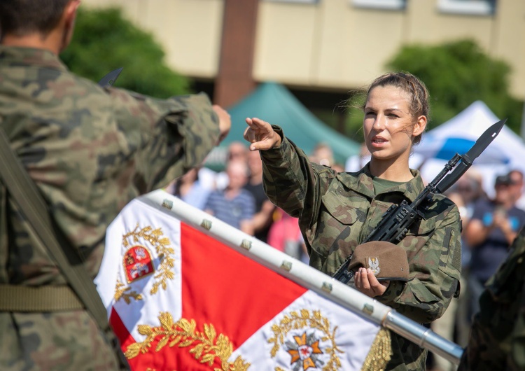  Codziennie  z koronawirusem walczy 2,5 tys. żołnierzy WOT. Od pon. ruszy specjalna aplikacja pomocowa